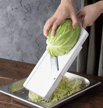 Load image into Gallery viewer, JAPANESE WARE-VEGETABLE SLICER SFS-102